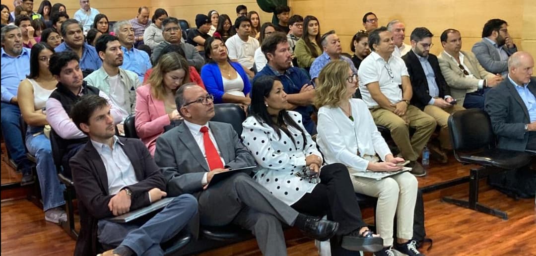 Compartido en Facebook: Seminario H2V en Tarapacá